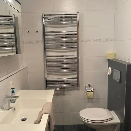 Penthouse Tamino 11 *