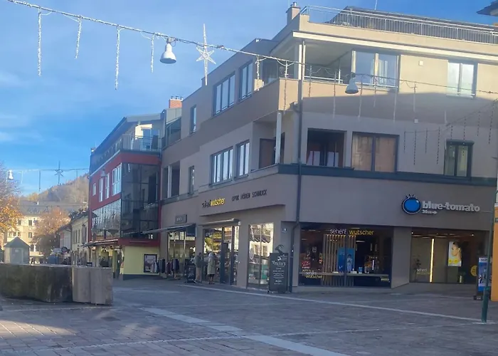 Penthouse Tamino 11 *